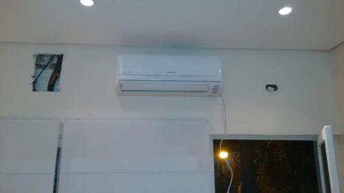 Instalação de ar condicionado residencial e comercial