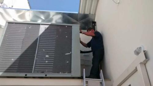 Instalação de ar condicionado residencial e comercial