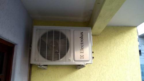 Instalação de ar condicionado residencial e comercial